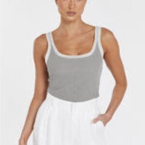 DISSH LINA DOVE CONTRAST SCOOP TANK - S / SILVER